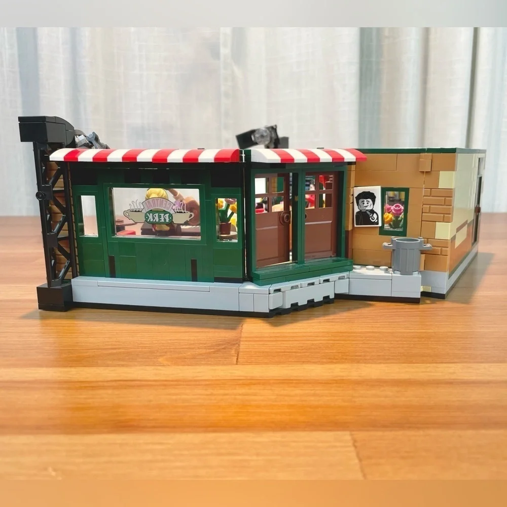 LEGO Ideas Friends Central Perk Complete Set 21319 Ross Rachel Chandler Monica